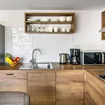 California Apartments 3